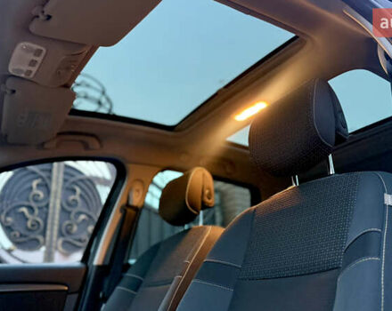 Черный Рено Гранд Сценик, объемом двигателя 1.4 л и пробегом 183 тыс. км за 7500 $, фото 5 на Automoto.ua