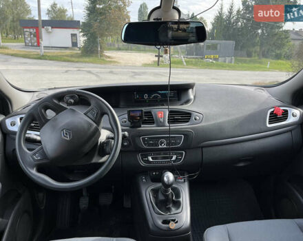 Черный Рено Гранд Сценик, объемом двигателя 1.46 л и пробегом 280 тыс. км за 6900 $, фото 20 на Automoto.ua