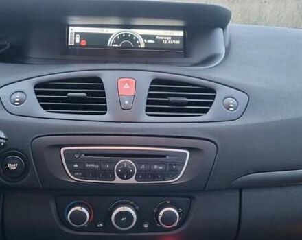 Черный Рено Гранд Сценик, объемом двигателя 1.6 л и пробегом 200 тыс. км за 8350 $, фото 10 на Automoto.ua