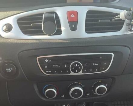 Черный Рено Гранд Сценик, объемом двигателя 1.46 л и пробегом 240 тыс. км за 7000 $, фото 19 на Automoto.ua