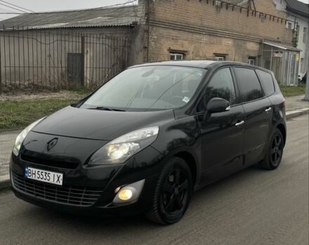 Черный Рено Гранд Сценик, объемом двигателя 1.6 л и пробегом 303 тыс. км за 5900 $, фото 5 на Automoto.ua