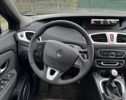 Черный Рено Гранд Сценик, объемом двигателя 1.46 л и пробегом 318 тыс. км за 6550 $, фото 10 на Automoto.ua