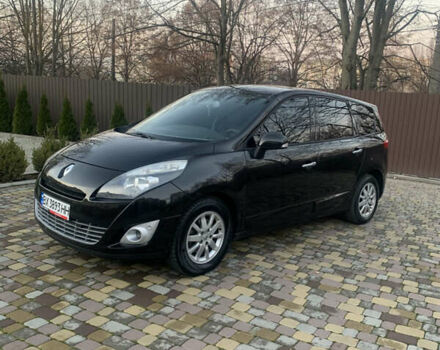 Черный Рено Гранд Сценик, объемом двигателя 1.4 л и пробегом 198 тыс. км за 5700 $, фото 2 на Automoto.ua