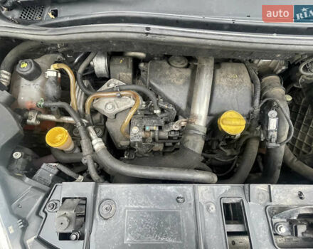 Черный Рено Гранд Сценик, объемом двигателя 1.46 л и пробегом 320 тыс. км за 6000 $, фото 20 на Automoto.ua