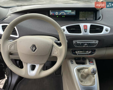 Черный Рено Гранд Сценик, объемом двигателя 1.4 л и пробегом 208 тыс. км за 6000 $, фото 19 на Automoto.ua