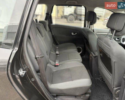 Черный Рено Гранд Сценик, объемом двигателя 1.5 л и пробегом 270 тыс. км за 6250 $, фото 36 на Automoto.ua