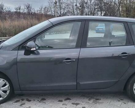 Черный Рено Гранд Сценик, объемом двигателя 1.6 л и пробегом 200 тыс. км за 8350 $, фото 3 на Automoto.ua