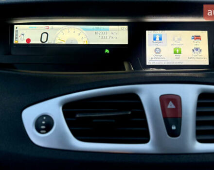 Черный Рено Гранд Сценик, объемом двигателя 1.4 л и пробегом 183 тыс. км за 7500 $, фото 6 на Automoto.ua