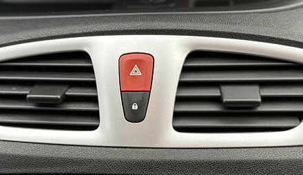 Черный Рено Гранд Сценик, объемом двигателя 1.5 л и пробегом 270 тыс. км за 6250 $, фото 50 на Automoto.ua