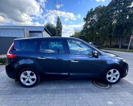 Черный Рено Гранд Сценик, объемом двигателя 1.5 л и пробегом 318 тыс. км за 7100 $, фото 3 на Automoto.ua