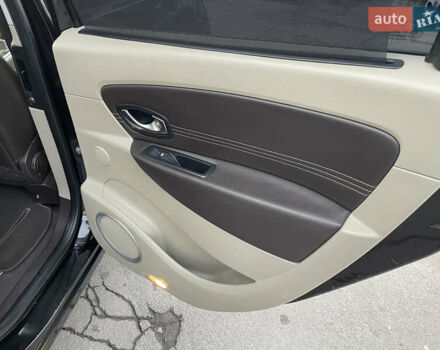 Черный Рено Гранд Сценик, объемом двигателя 1.4 л и пробегом 208 тыс. км за 6000 $, фото 13 на Automoto.ua