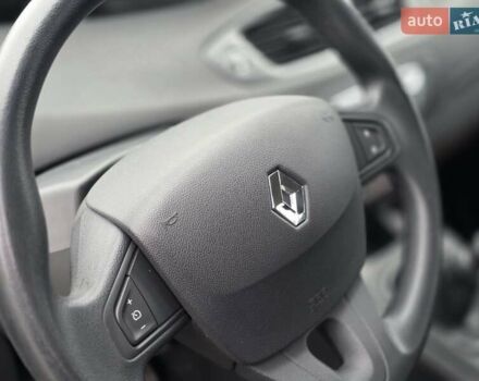 Черный Рено Гранд Сценик, объемом двигателя 1.4 л и пробегом 220 тыс. км за 5999 $, фото 39 на Automoto.ua