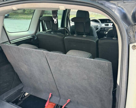 Черный Рено Гранд Сценик, объемом двигателя 1.46 л и пробегом 318 тыс. км за 6550 $, фото 33 на Automoto.ua