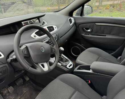 Черный Рено Гранд Сценик, объемом двигателя 1.46 л и пробегом 318 тыс. км за 6550 $, фото 7 на Automoto.ua