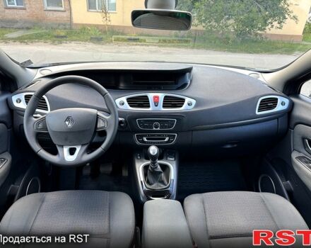 Черный Рено Гранд Сценик, объемом двигателя 1.5 л и пробегом 318 тыс. км за 7100 $, фото 5 на Automoto.ua