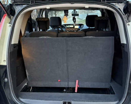 Чорний Рено Гранд Сценік, об'ємом двигуна 1.4 л та пробігом 285 тис. км за 6800 $, фото 11 на Automoto.ua