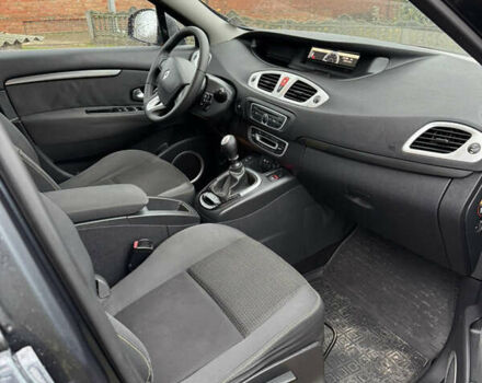 Черный Рено Гранд Сценик, объемом двигателя 1.46 л и пробегом 318 тыс. км за 6550 $, фото 15 на Automoto.ua