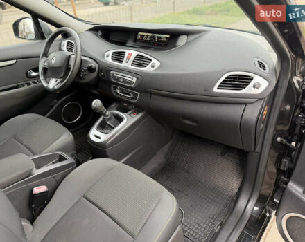 Черный Рено Гранд Сценик, объемом двигателя 1.5 л и пробегом 270 тыс. км за 6250 $, фото 43 на Automoto.ua