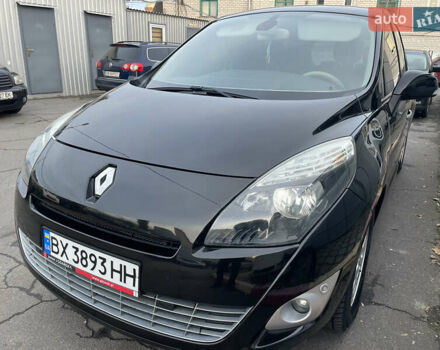 Черный Рено Гранд Сценик, объемом двигателя 1.4 л и пробегом 208 тыс. км за 6000 $, фото 2 на Automoto.ua