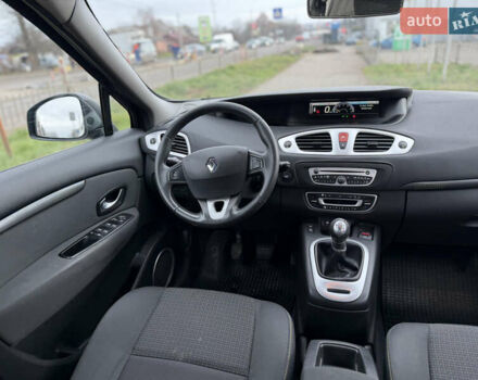 Черный Рено Гранд Сценик, объемом двигателя 1.5 л и пробегом 270 тыс. км за 6250 $, фото 39 на Automoto.ua