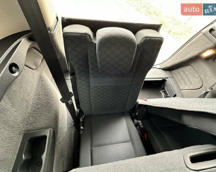 Черный Рено Гранд Сценик, объемом двигателя 1.9 л и пробегом 253 тыс. км за 7999 $, фото 32 на Automoto.ua