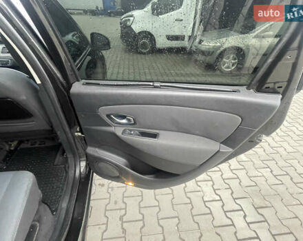 Черный Рено Гранд Сценик, объемом двигателя 1.46 л и пробегом 320 тыс. км за 6000 $, фото 11 на Automoto.ua