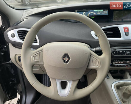 Черный Рено Гранд Сценик, объемом двигателя 1.4 л и пробегом 208 тыс. км за 6000 $, фото 21 на Automoto.ua