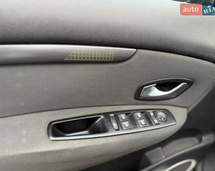 Черный Рено Гранд Сценик, объемом двигателя 1.5 л и пробегом 270 тыс. км за 6250 $, фото 19 на Automoto.ua