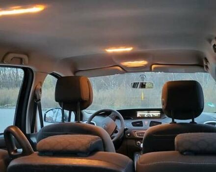 Черный Рено Гранд Сценик, объемом двигателя 1.6 л и пробегом 200 тыс. км за 8350 $, фото 31 на Automoto.ua