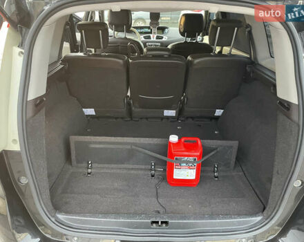 Черный Рено Гранд Сценик, объемом двигателя 1.4 л и пробегом 208 тыс. км за 6000 $, фото 14 на Automoto.ua