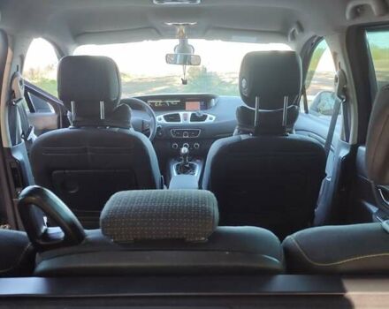 Черный Рено Гранд Сценик, объемом двигателя 1.46 л и пробегом 240 тыс. км за 7000 $, фото 10 на Automoto.ua