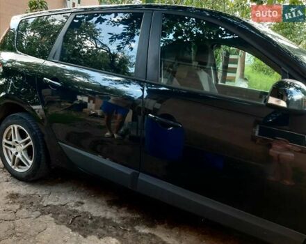 Черный Рено Гранд Сценик, объемом двигателя 1.9 л и пробегом 225 тыс. км за 7700 $, фото 5 на Automoto.ua