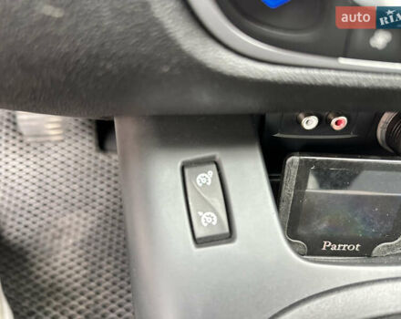 Черный Рено Гранд Сценик, объемом двигателя 1.9 л и пробегом 253 тыс. км за 7999 $, фото 71 на Automoto.ua