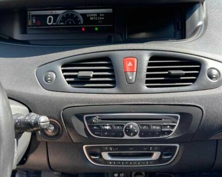 Черный Рено Гранд Сценик, объемом двигателя 1.9 л и пробегом 234 тыс. км за 7850 $, фото 14 на Automoto.ua