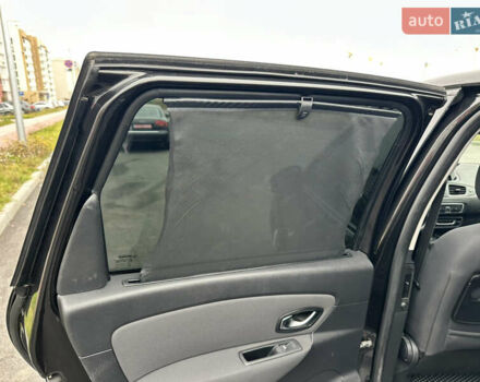 Черный Рено Гранд Сценик, объемом двигателя 1.9 л и пробегом 253 тыс. км за 7999 $, фото 46 на Automoto.ua