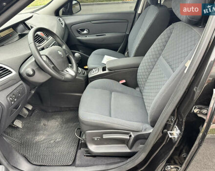 Черный Рено Гранд Сценик, объемом двигателя 1.9 л и пробегом 253 тыс. км за 7999 $, фото 56 на Automoto.ua