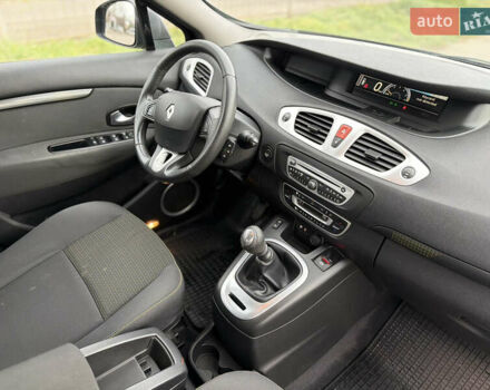 Черный Рено Гранд Сценик, объемом двигателя 1.5 л и пробегом 270 тыс. км за 6250 $, фото 45 на Automoto.ua