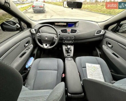 Черный Рено Гранд Сценик, объемом двигателя 1.9 л и пробегом 253 тыс. км за 7999 $, фото 51 на Automoto.ua