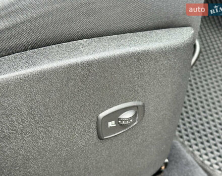 Черный Рено Гранд Сценик, объемом двигателя 1.9 л и пробегом 253 тыс. км за 7999 $, фото 83 на Automoto.ua