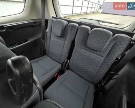 Черный Рено Гранд Сценик, объемом двигателя 1.4 л и пробегом 220 тыс. км за 5999 $, фото 33 на Automoto.ua