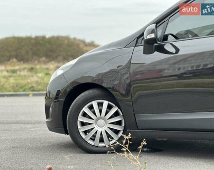 Черный Рено Гранд Сценик, объемом двигателя 1.9 л и пробегом 253 тыс. км за 7999 $, фото 14 на Automoto.ua