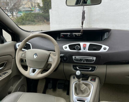 Чорний Рено Гранд Сценік, об'ємом двигуна 1.9 л та пробігом 250 тис. км за 6600 $, фото 8 на Automoto.ua