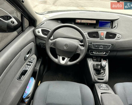Черный Рено Гранд Сценик, объемом двигателя 1.9 л и пробегом 253 тыс. км за 7999 $, фото 52 на Automoto.ua