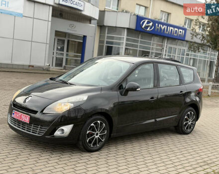 Черный Рено Гранд Сценик, объемом двигателя 1.5 л и пробегом 270 тыс. км за 6250 $, фото 4 на Automoto.ua