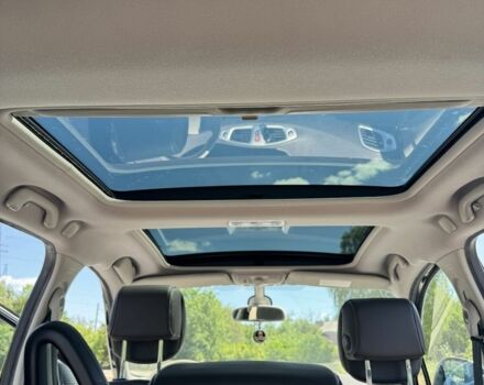 Черный Рено Гранд Сценик, объемом двигателя 2 л и пробегом 158 тыс. км за 9000 $, фото 5 на Automoto.ua