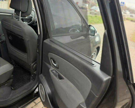 Черный Рено Гранд Сценик, объемом двигателя 1.5 л и пробегом 270 тыс. км за 6250 $, фото 35 на Automoto.ua