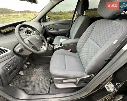 Черный Рено Гранд Сценик, объемом двигателя 1.9 л и пробегом 253 тыс. км за 7999 $, фото 57 на Automoto.ua