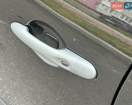 Черный Рено Гранд Сценик, объемом двигателя 1.9 л и пробегом 253 тыс. км за 7999 $, фото 13 на Automoto.ua