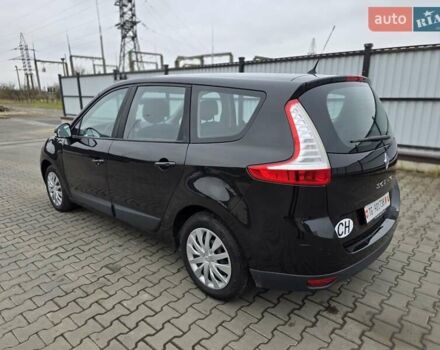 Черный Рено Гранд Сценик, объемом двигателя 1.4 л и пробегом 220 тыс. км за 5999 $, фото 4 на Automoto.ua