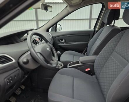 Черный Рено Гранд Сценик, объемом двигателя 1.4 л и пробегом 220 тыс. км за 5999 $, фото 30 на Automoto.ua